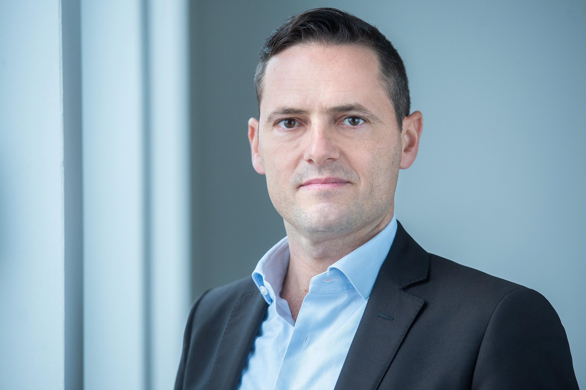 Sharp Display Solutions Europe annuncia una partnership strategica con ADEO Group in Italia