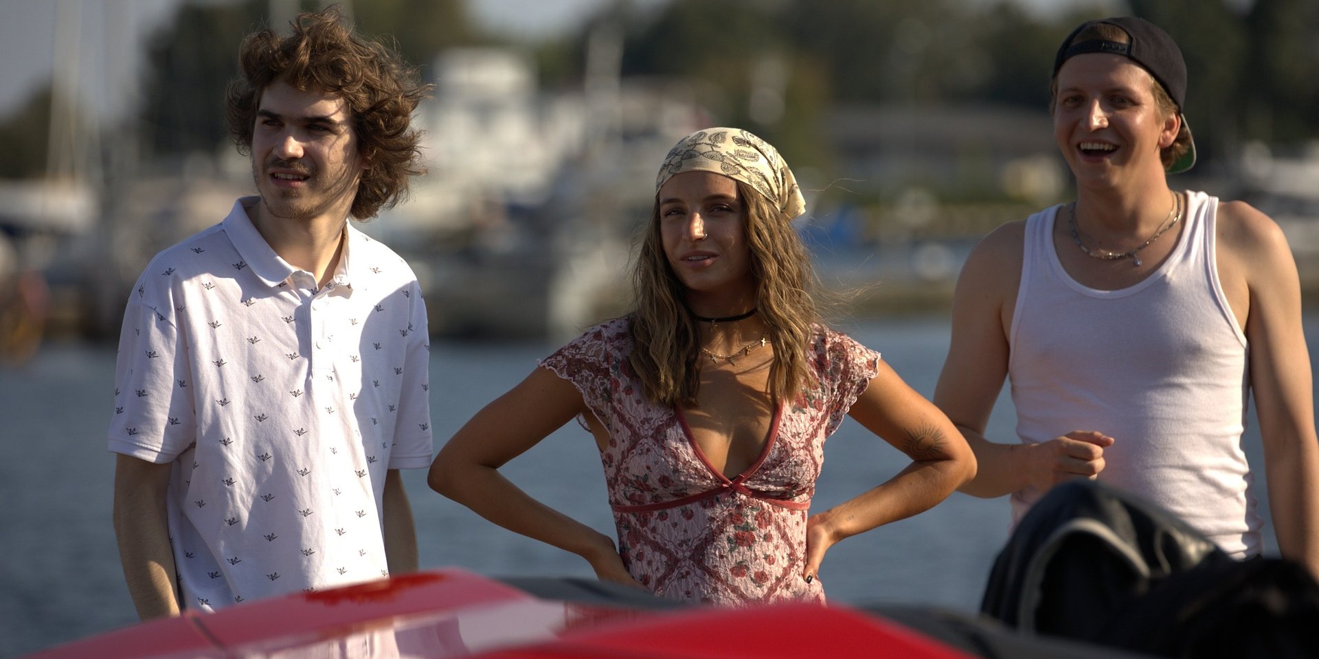 Miłość, kłamstwa i przekręt wszech czasów. Prezentujemy plakat CHCĘ WIĘCEJ