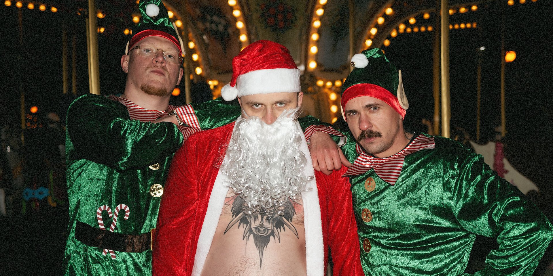 Bungee i Tuszol w świątecznym nastroju - „DZYŃ DZYŃ DZYŃ”