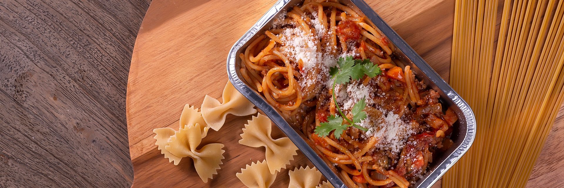 Słynne spaghetti z MaQAron dostępne w dostawie tylko dla klientów Glovo
