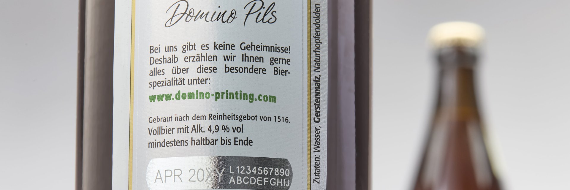 Domino lance le codeur laser CO2 Dx1060i 100W pour la fabrication de boissons à haute cadence