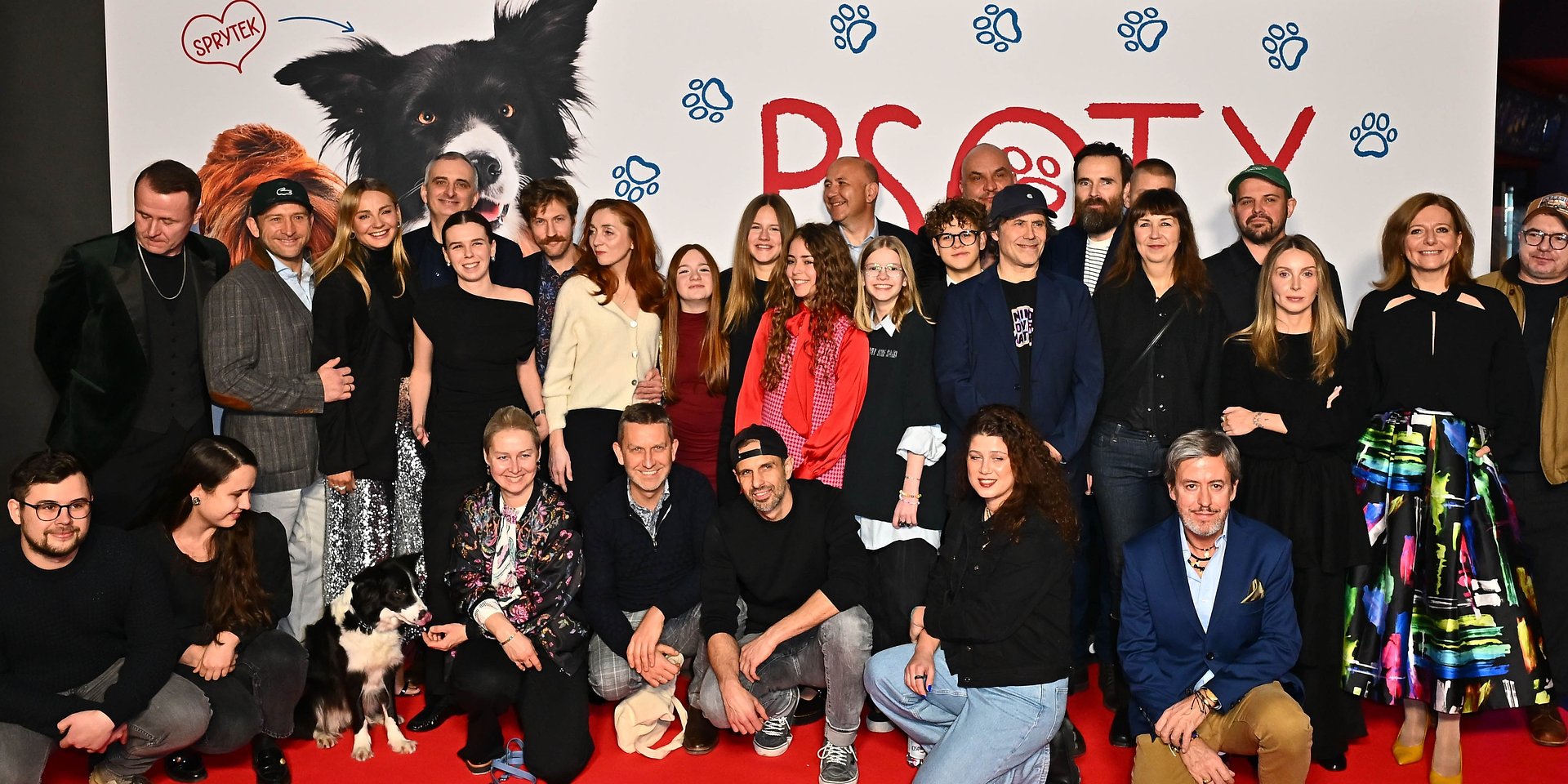 Gwiazdy PSOT – Małgosia Socha, Borys Szyc, Ola Zagrodzka, razem na czerwonym dywanie. Zobacz relację z uroczystej premiery.