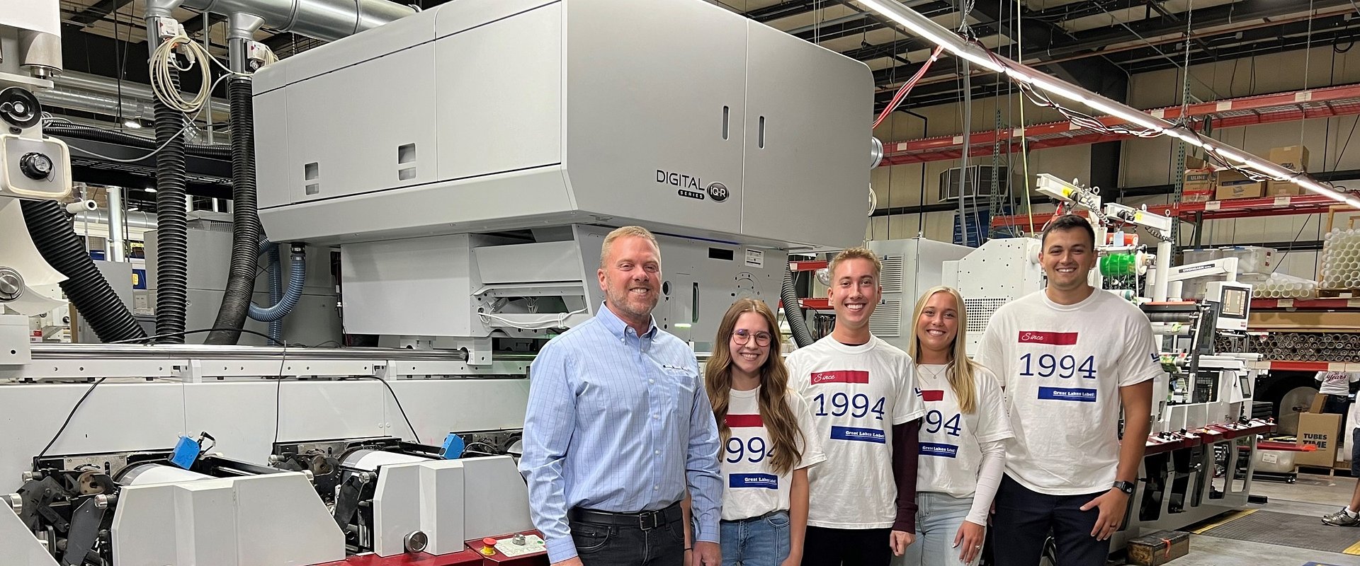 Dos convertidores, una solución: el módulo N610i-R de Domino transforma la producción de etiquetas