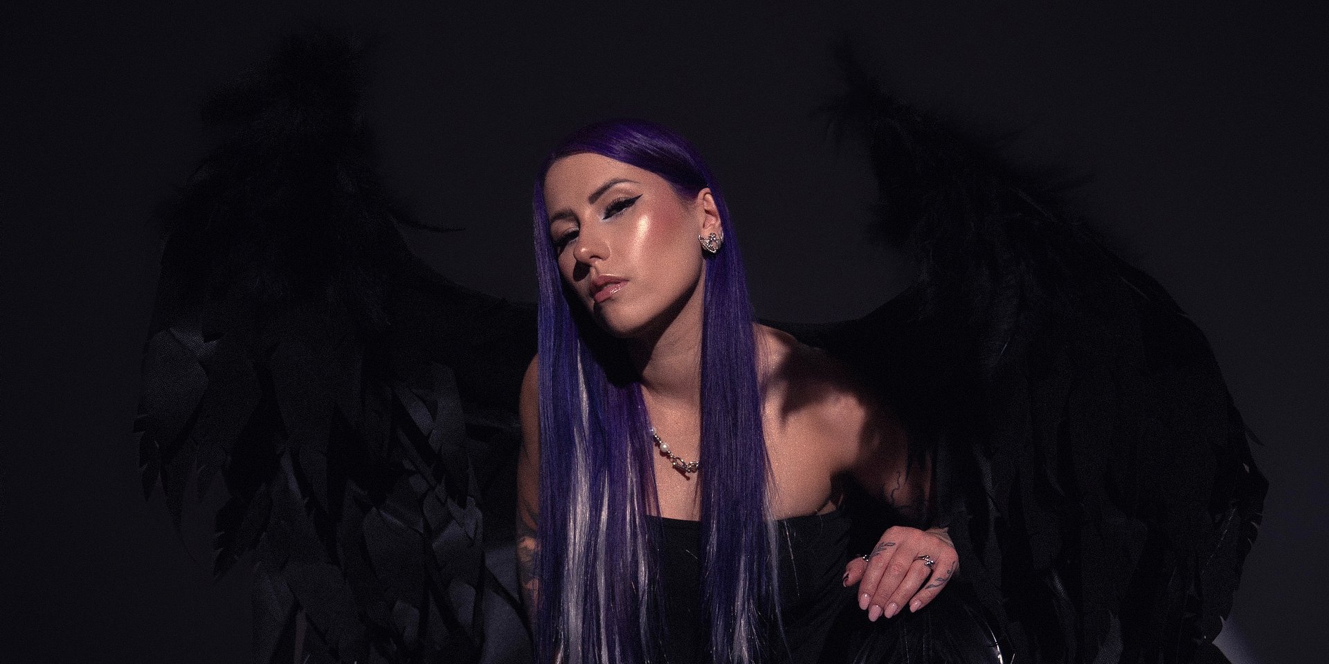 Efi rozpościera muzyczne skrzydła ze swoim debiutanckim albumem „Ikigai”