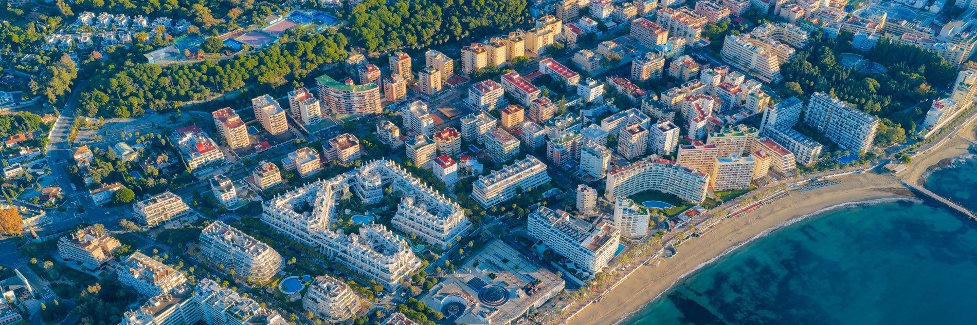 Andaluzja zmienia zasady gry dla inwestorów. Co to oznacza dla Polaków kupujących na Costa del Sol?