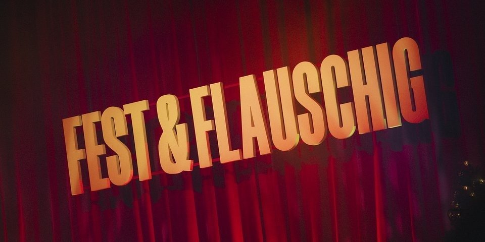 Fest & Flauschig Weihnachtszirkus 2025: Jan und Olli sammeln über 2 Millionen Euro für vier gute Zwecke