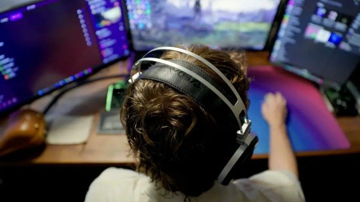 Noisy Pixel - SIVGA Luan Review – Sound-Staging and Seperation at It’s Finest