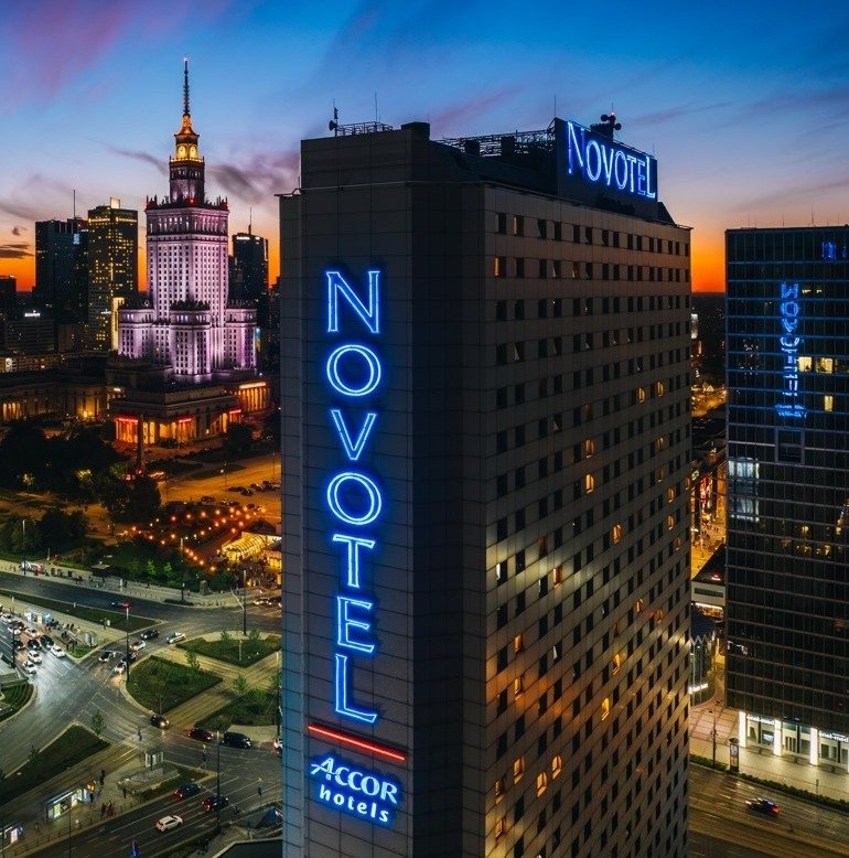 ZMIANY W STRUKTURZE NOVOTEL WARSZAWA CENTRUM