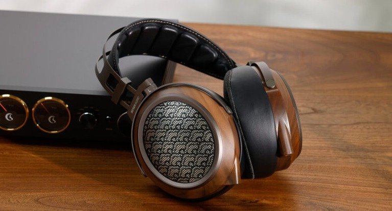 Yahoo Tech - These premium steampunk headphones are the stuff of a madman's dream