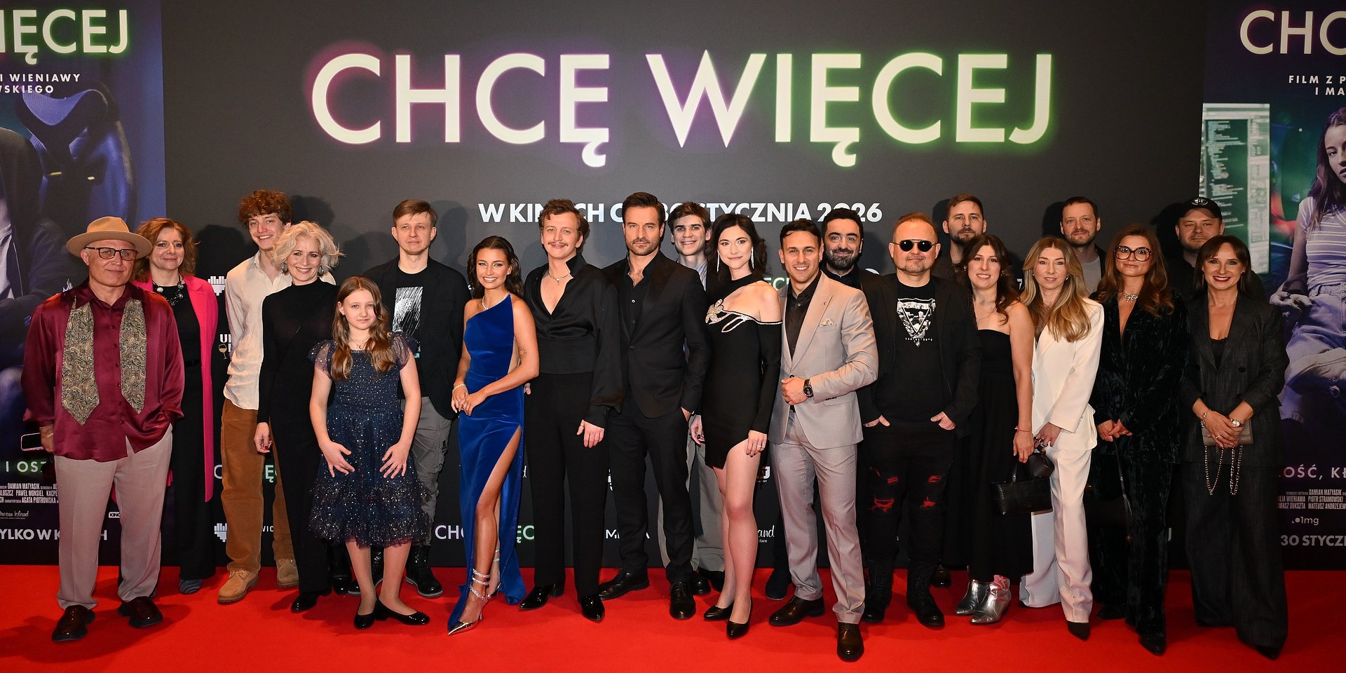 Uwielbiany duet powraca! Zobacz relację z premiery filmu CHCĘ WIĘCEJ z Julią Wieniawą i Maciejem Musiałowskim!