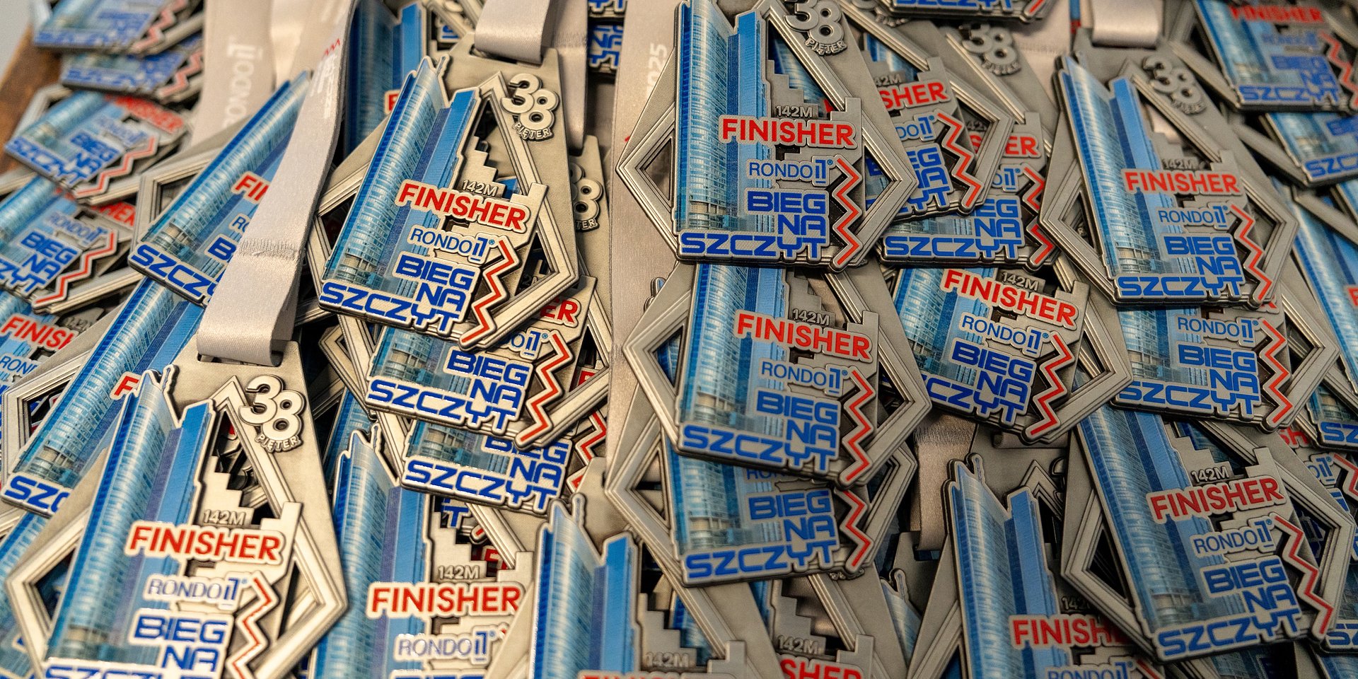 Bieg na Szczyt Rondo 1 – kultowe zawody w świecie towerrunningu