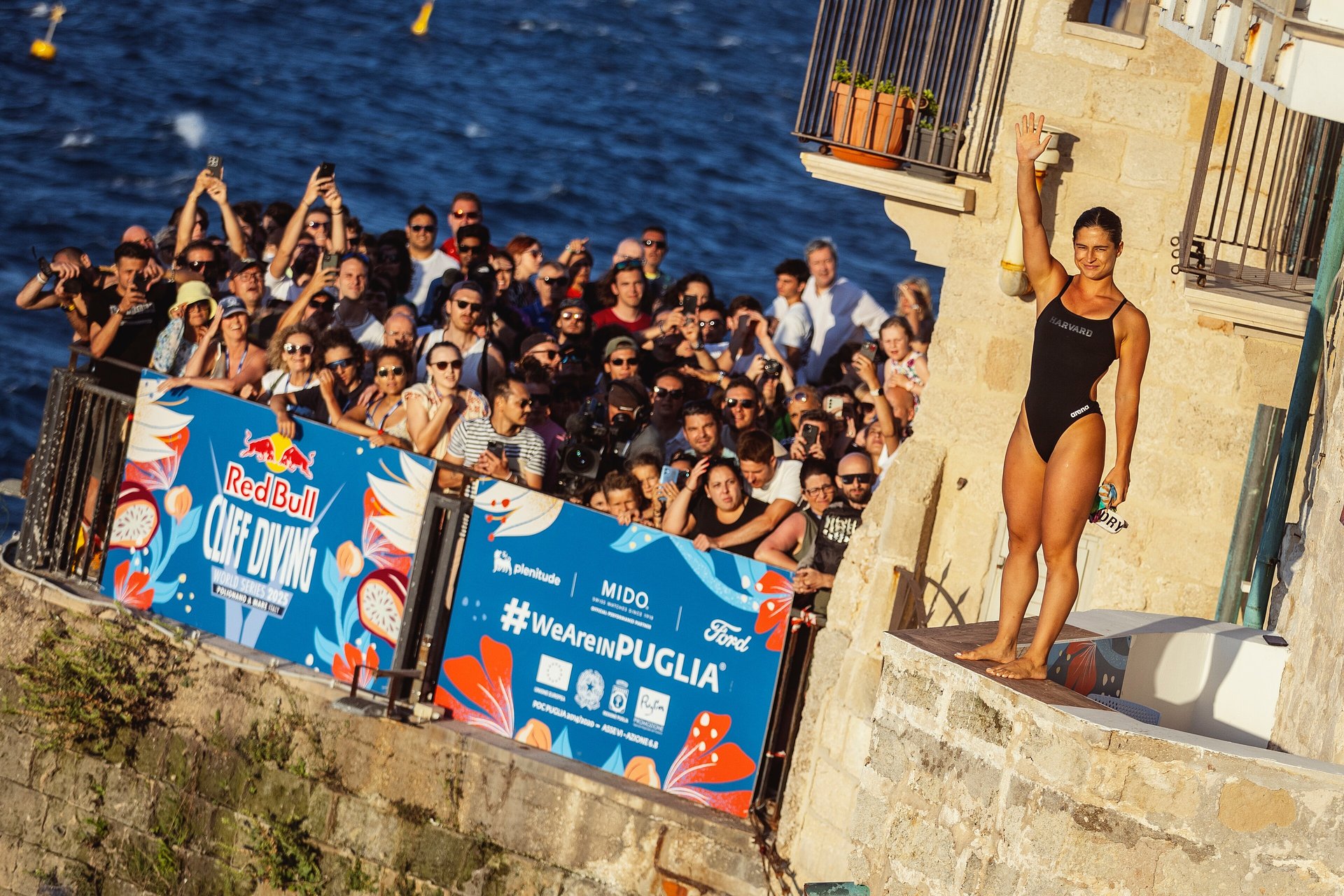 ARENA DÀ IL BENVENUTO A UNA NUOVA AMBASSADOR: L’HIGH DIVER MORGANE HERCULANO