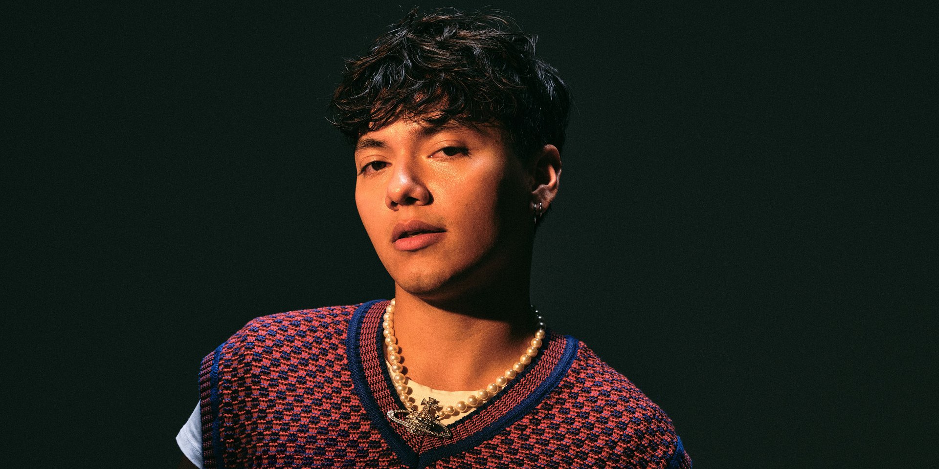 JJ patrzy w przyszłość z nowym utworem "Shapeshifter"