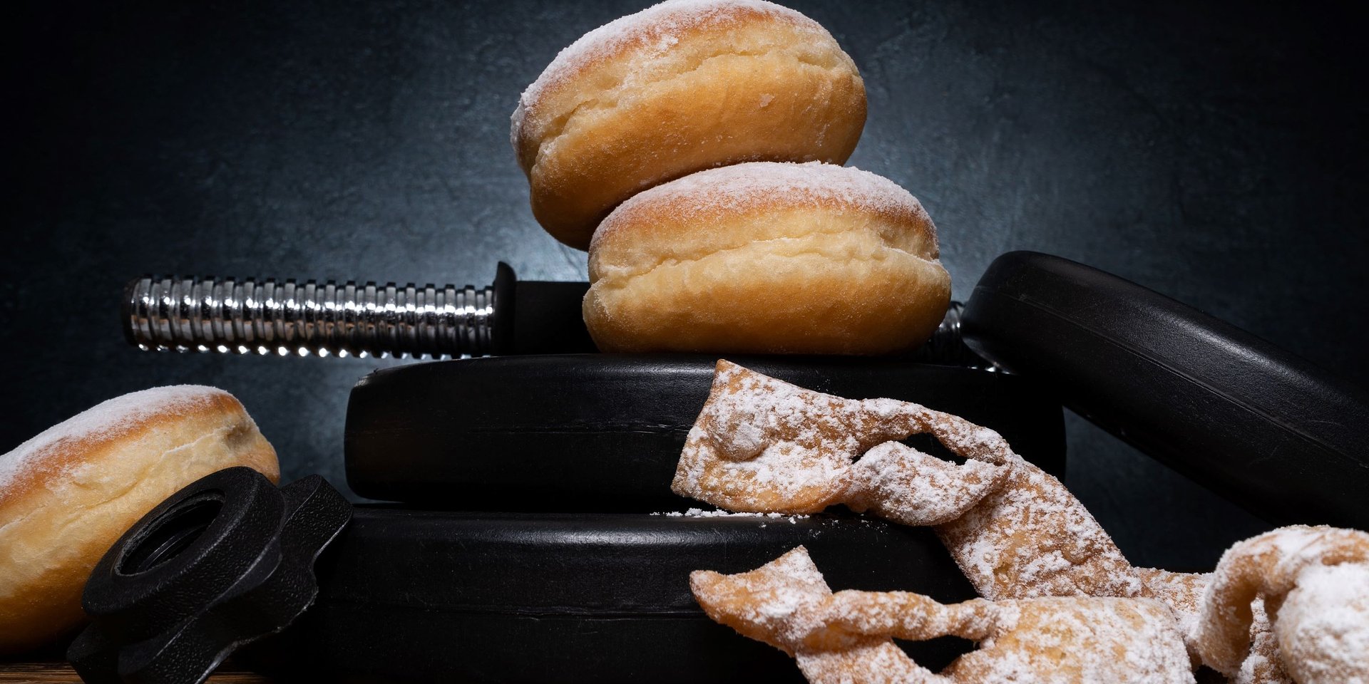 Czy lepiej zjeść pączka czy faworki? Dietetyczka odpowiada