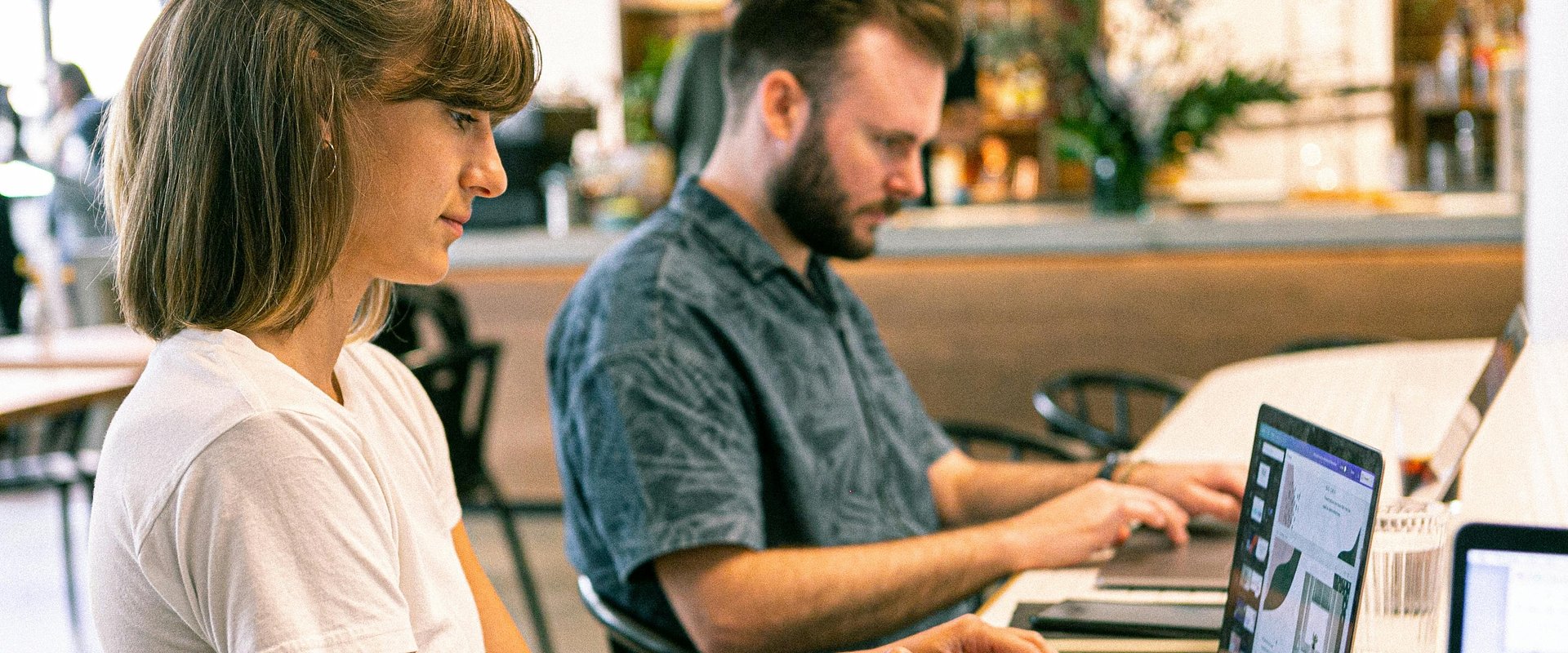 Rynek pracy w sprzedaży – stabilny filar zatrudnienia i rosnąca presja na transparentność