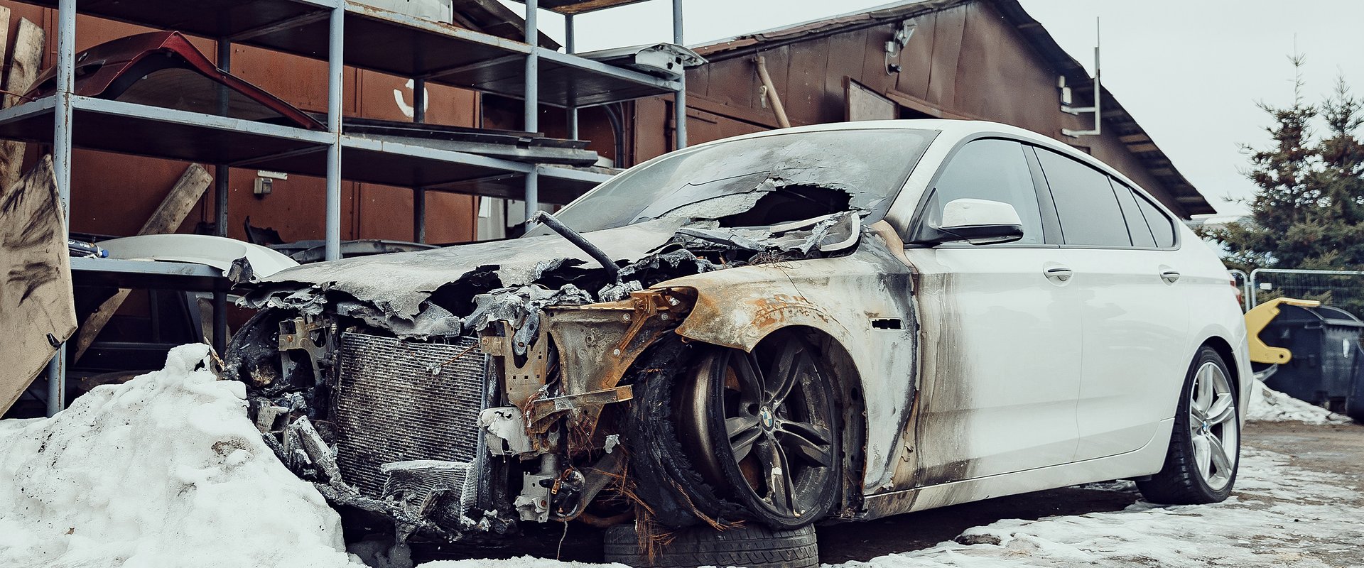 Na każde 27 powypadkowych samochodów w Polsce, jeden ma w swojej historii naprawdę poważny wypadek