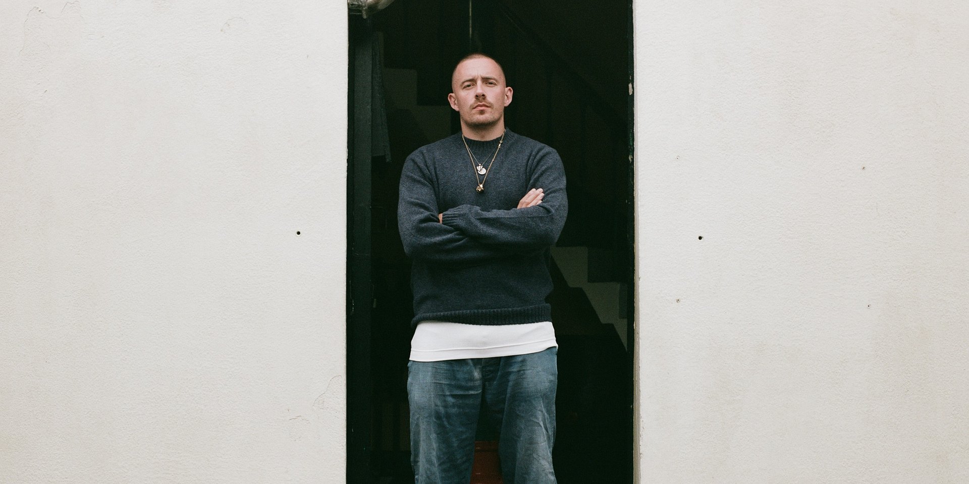 Dermot Kennedy zrobi dla miłości wszystko w singlu „Refuge”