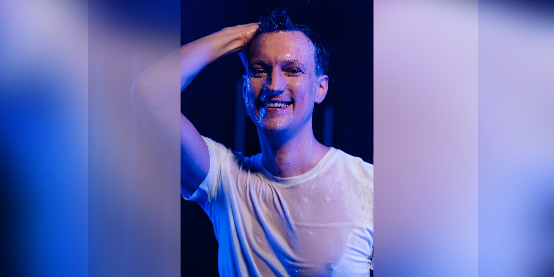 Krys Day prezentuje singiel „Kropla za kroplą” – popowy utwór o wyrozumiałości dla trudnych decyzji podejmowanych przez rodziców na emigracji