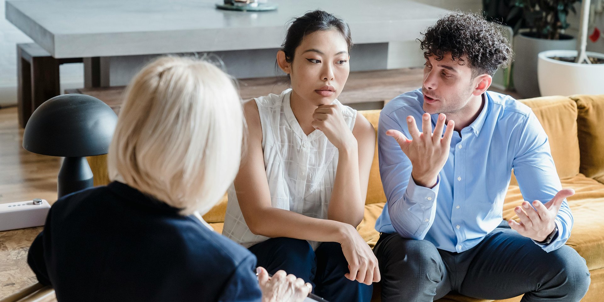 Las parejas ya no esperan a la crisis: la terapia crece un 40% en España en 2025