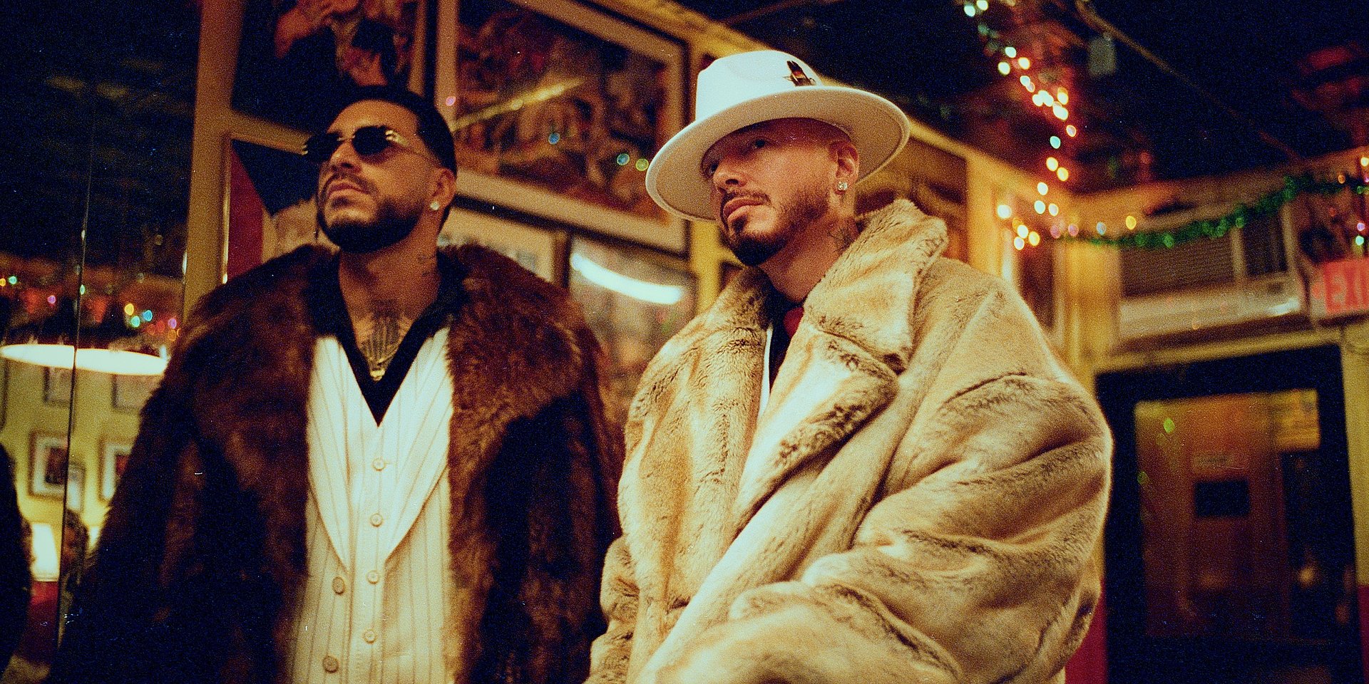 J Balvin i Ryan Castro jak gangsterzy z lat 30. w klipie do „TONTO”