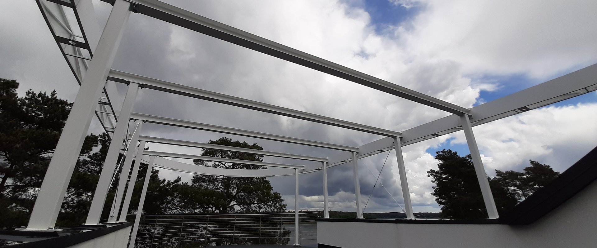 ZWM Dojnikowscy rozwija kompleksową obsługę inwestycji stalowych – od projektu po montaż