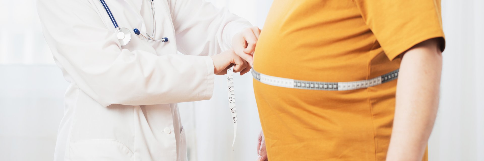 Leczenie otyłości – kiedy operacja bariatryczna, kiedy zastrzyki z GLP-1, a kiedy psychodietetyk?