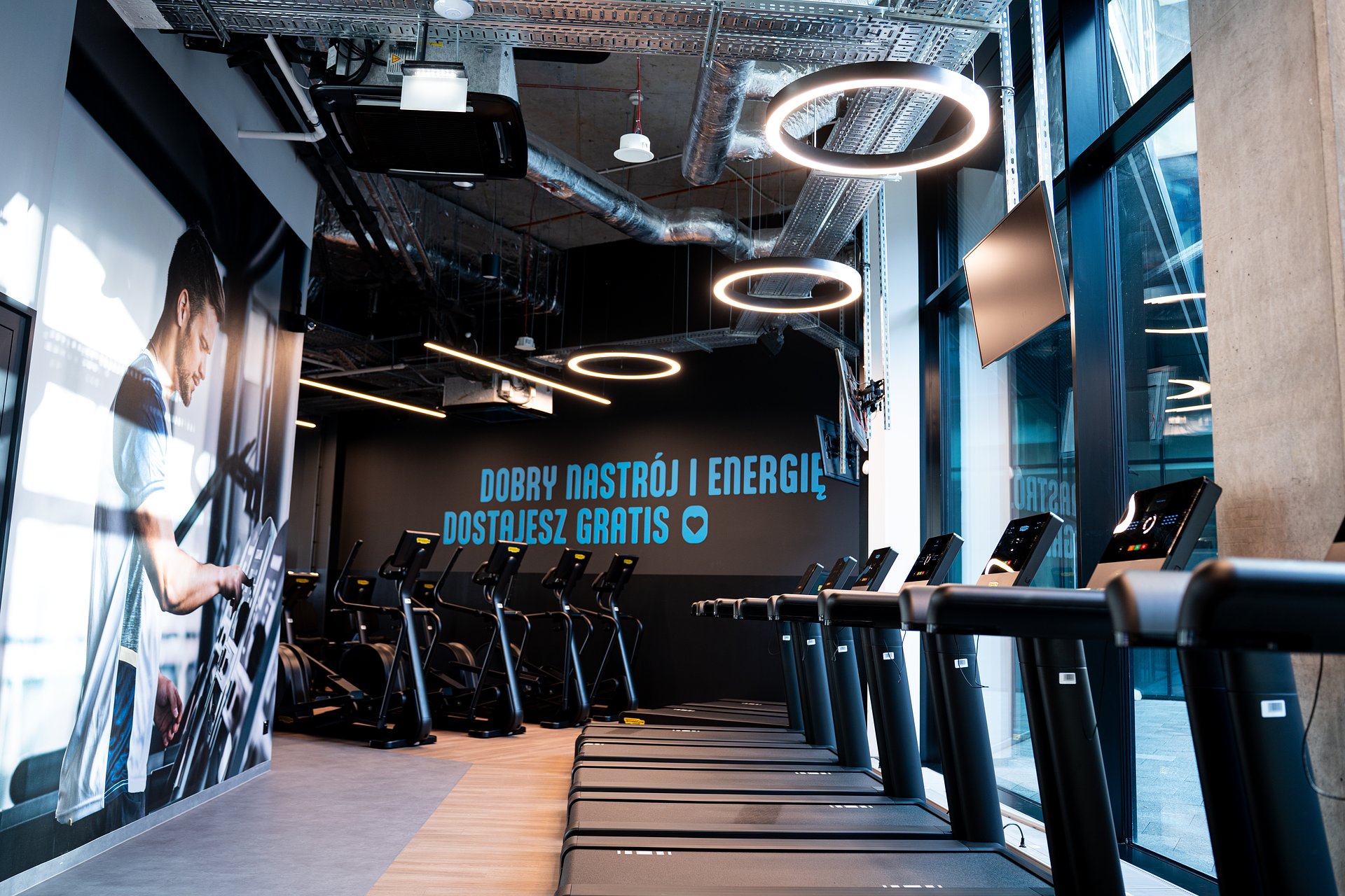 Zdrofit z dwoma nowymi klubami w Warszawie - ponad 1300 m² nowoczesnej przestrzeni fitness na Woli i Mokotowie