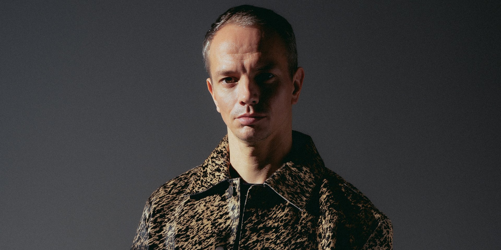 Alle Farben sprawia, że ciało mówi językiem disco soulu