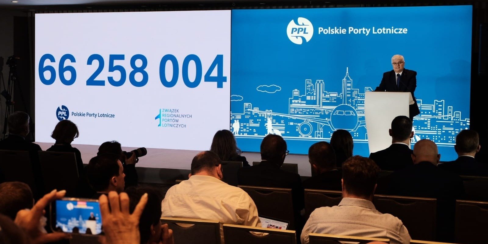 Historyczny rok polskiego lotnictwa. Ponad 66 milionów pasażerów w 2025 roku i prognoza osiągnięcia 100 milionów podróżnych.