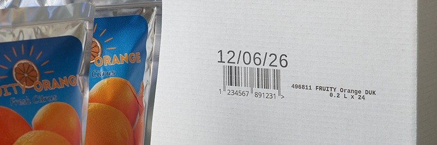 Domino lança Cx150i para codificação direta na caixa com tinta à base de óleo, proporcionando codificação acessível e sustentável