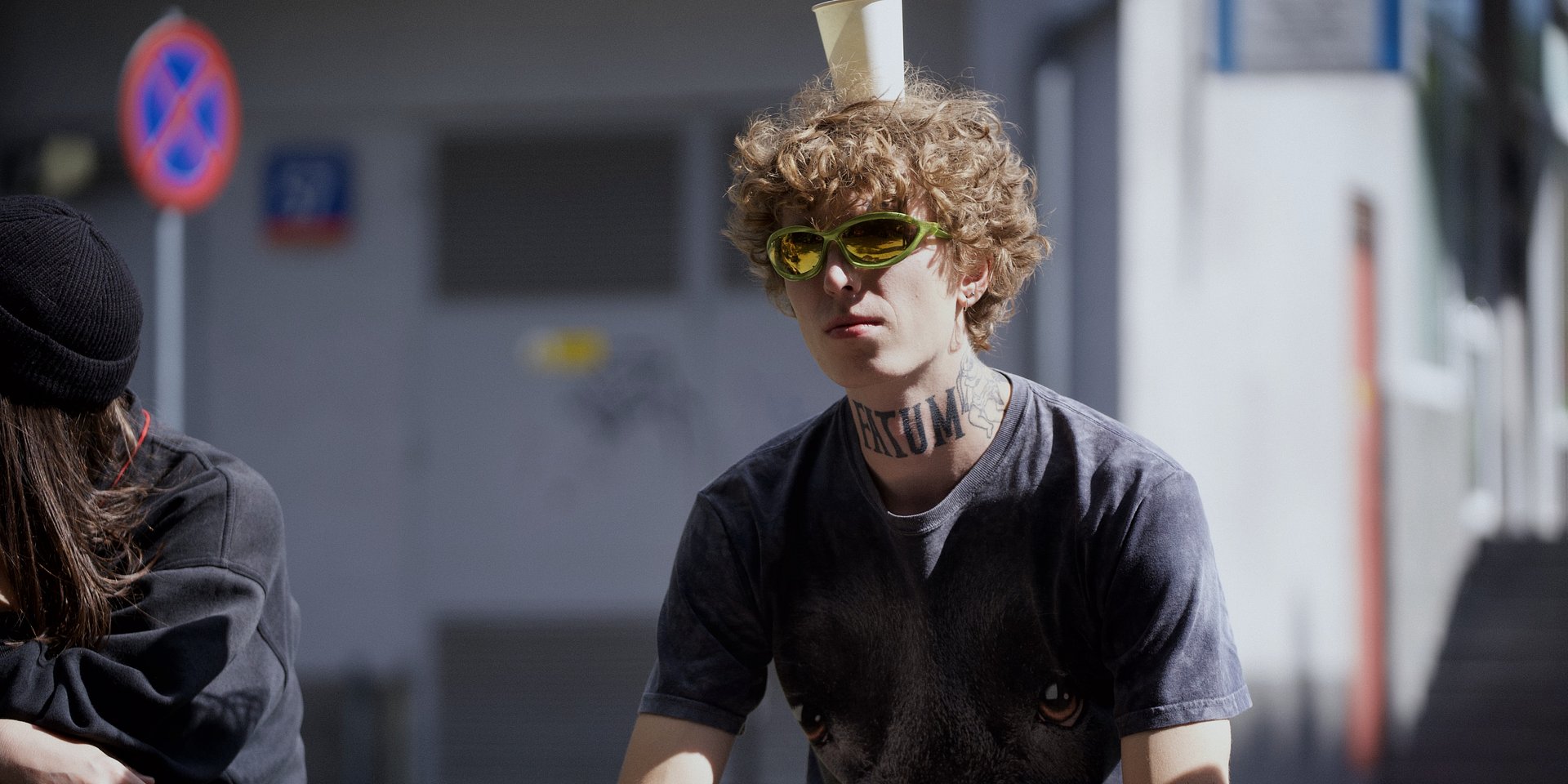 Zobacz relację z filmowego spaceru przy ulicy Dobrej!