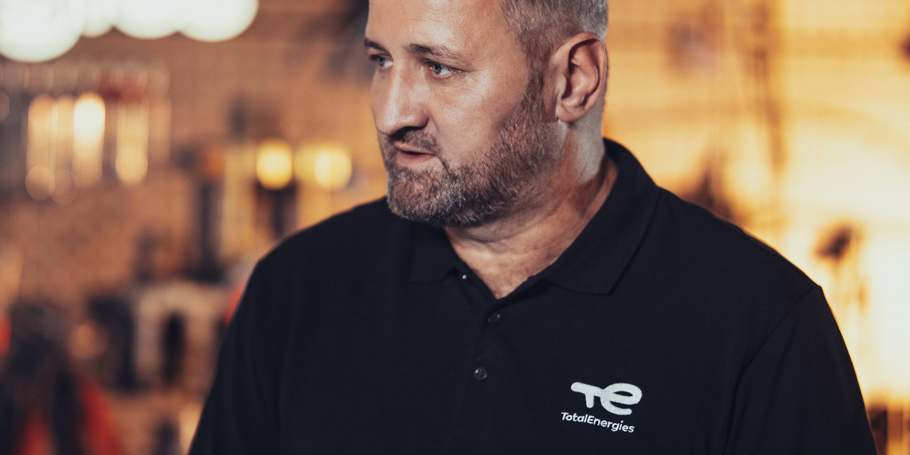 Black oil color is not a sign that it needs to be changed immediately