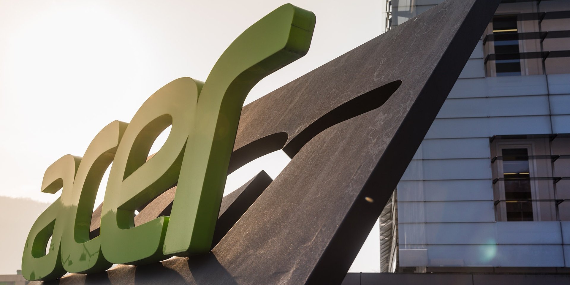 Acer świętuje 50 lat oczami pokolenia Z