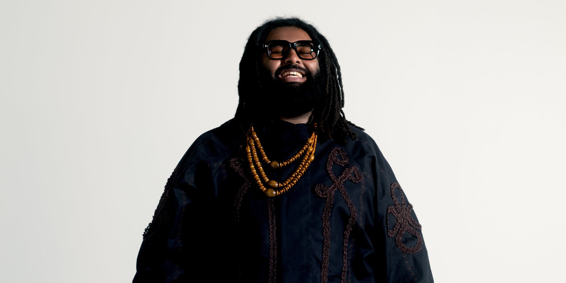 Elmiene odsłania emocje w singlu „Saviour”