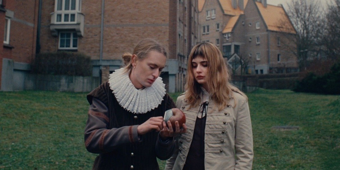 Słodko-gorzka baśń od Coals. „pierrot” zapowiada album „magia”