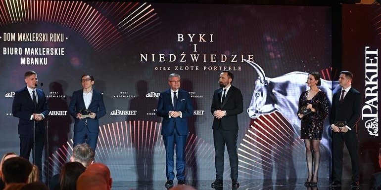 Biuro Maklerskie mBanku Domem Maklerskim Roku. „Parkiet” nagrodził za decyzje, które realnie obniżyły próg inwestowania w Polsce