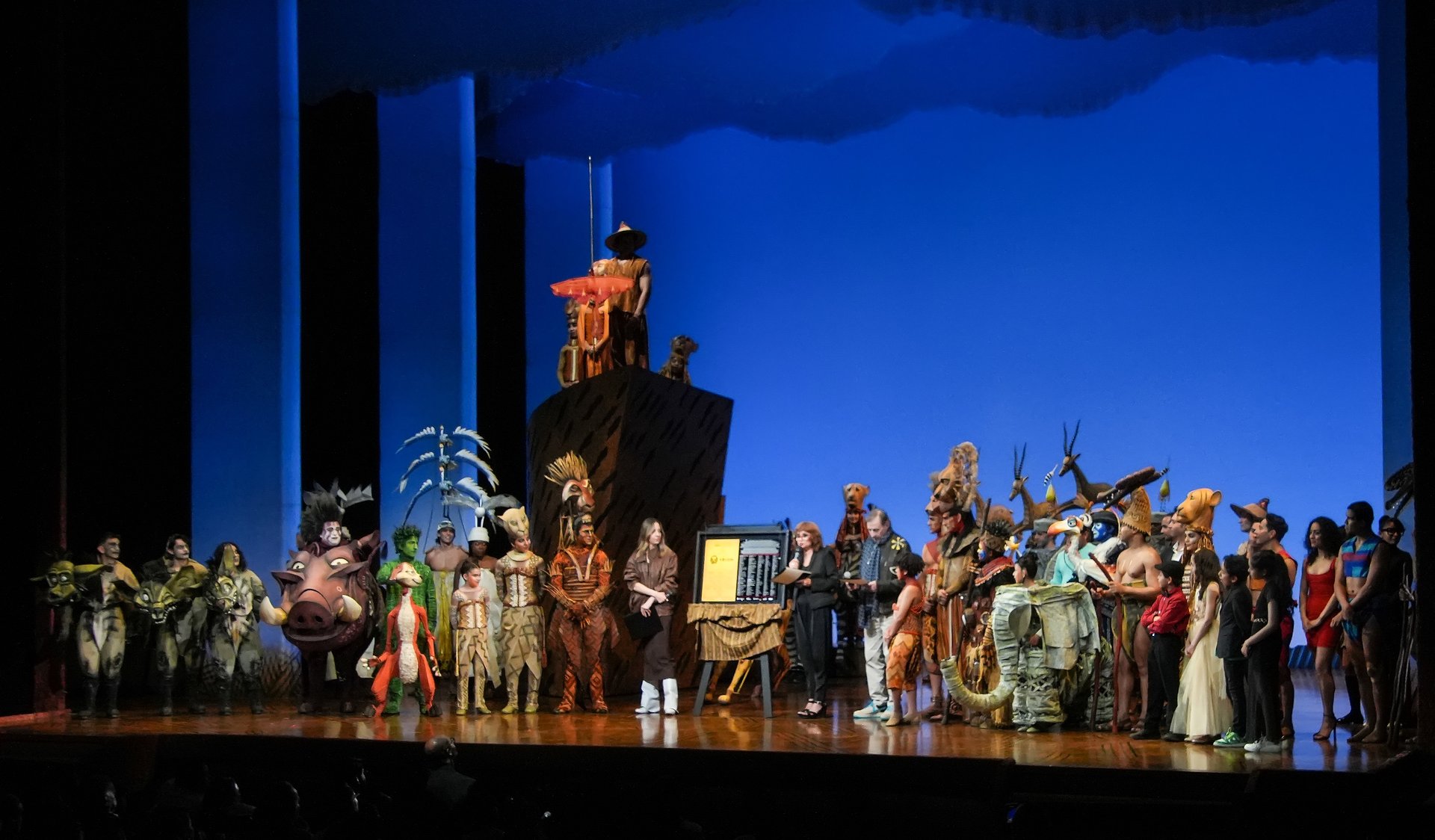 El Rey León, el musical de Broadway, ha rugido durante un año en la Ciudad de México