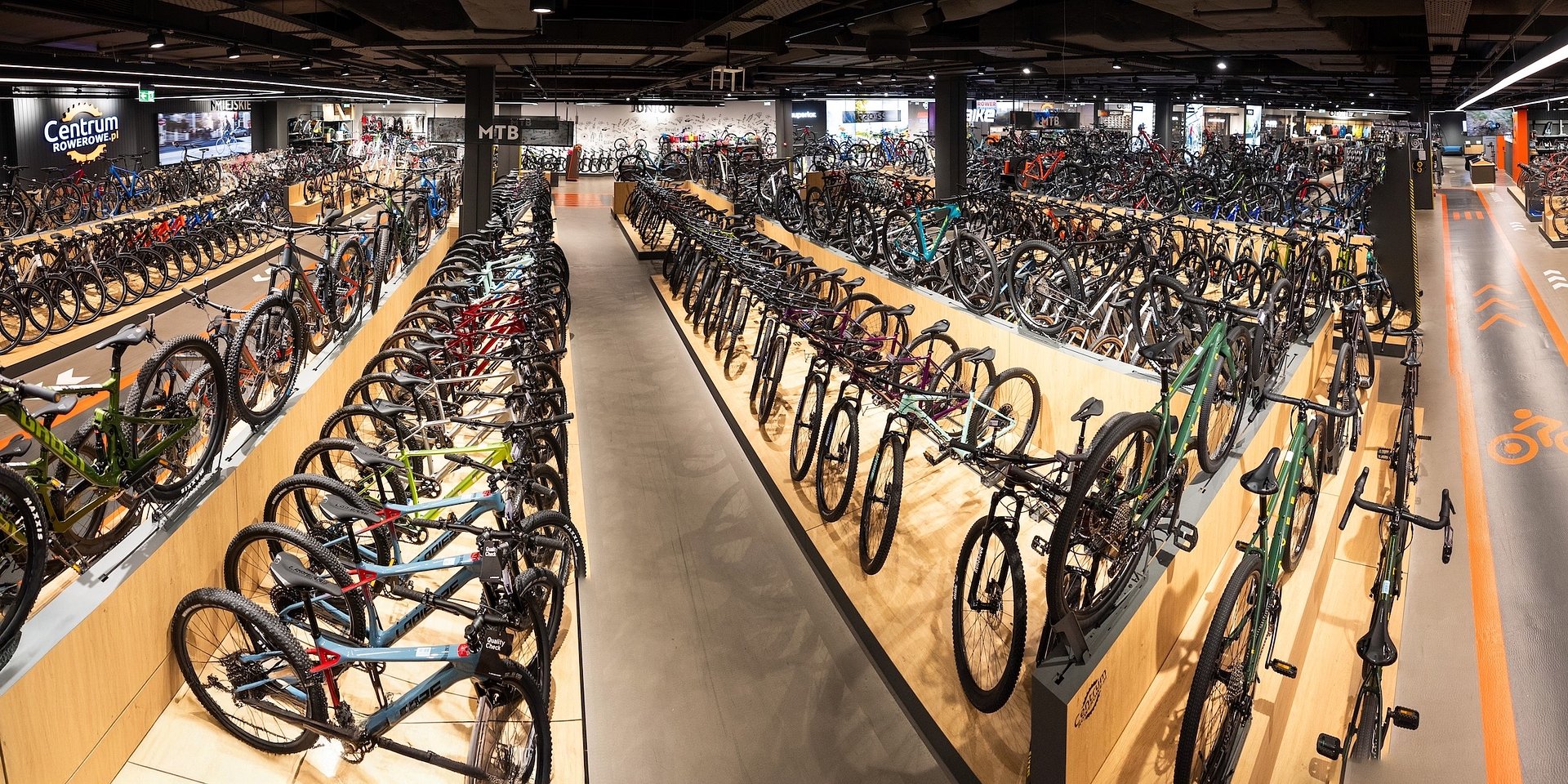 CentrumRowerowe.pl nowym partnerem PZU Gran Fondo Series. W zawodach wystartuje grupa kolarska sponsorowana przez sklep