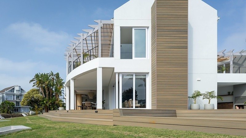 WHAT DO FIRST IMPRESSIONS OF YOUR HOME SAY ABOUT YOU?