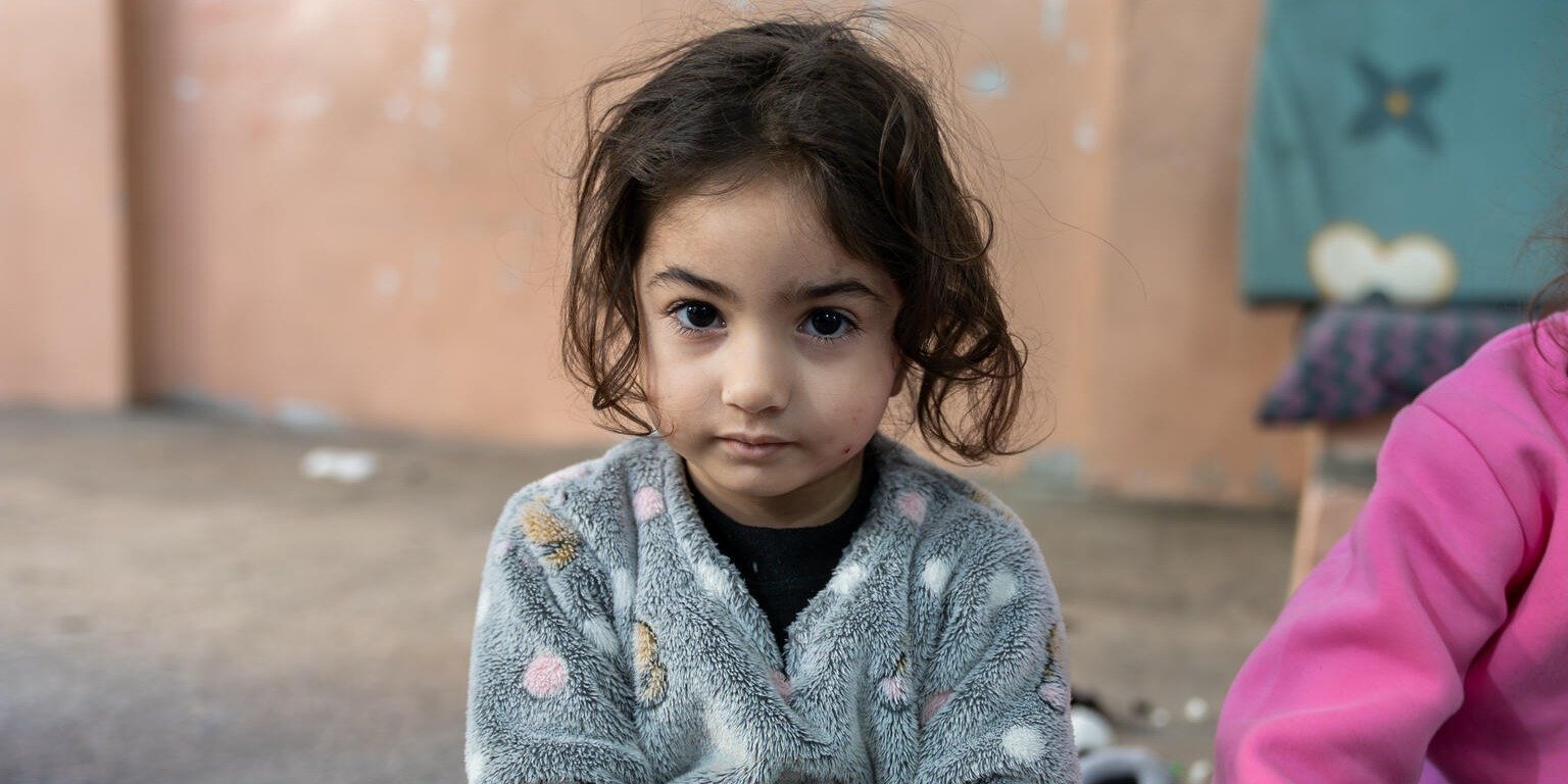 370 tys. dzieci w Libanie musiało opuścić swoje domy