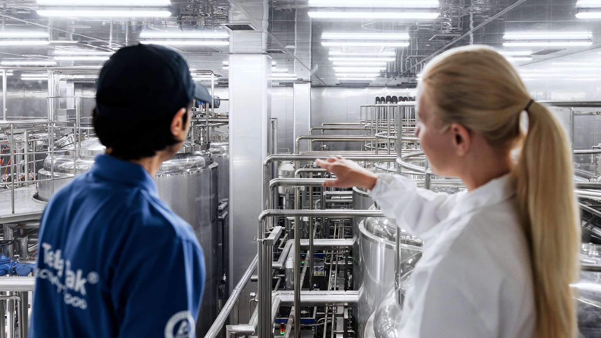 ANÁLISE DA TETRA PAK REVELA QUE MODERNIZAR AS LINHAS DE PROCESSO  DE LACTICÍNIOS  REDUZ ATÉ 49% DAS EMISSÕES