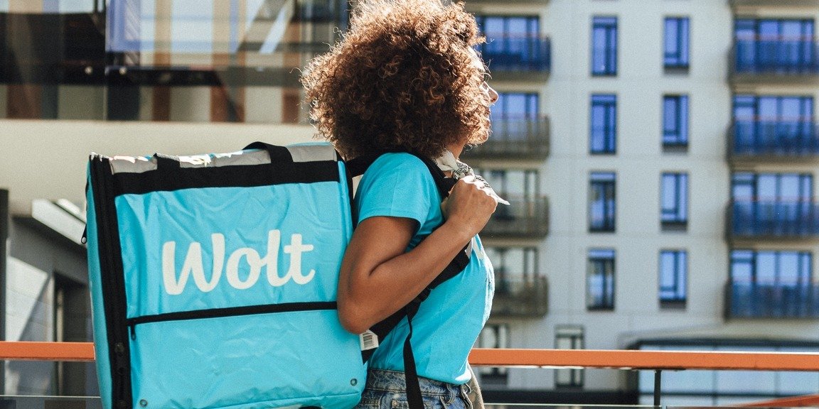 Praca platformowa – jak kurierki-przedsiębiorczynie zmieniają branżę dostaw