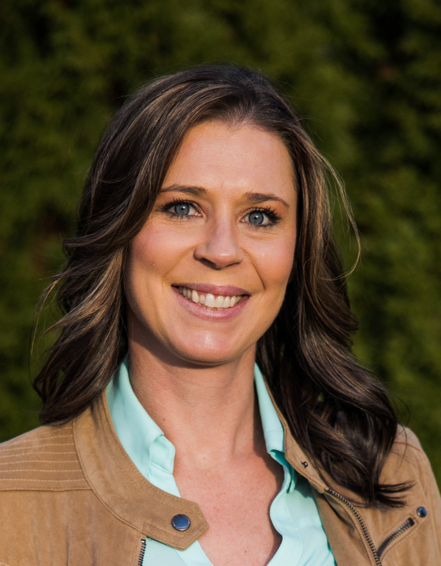 Heather Warner Associates with the Bellevue Office of Coldwell Banker Bain