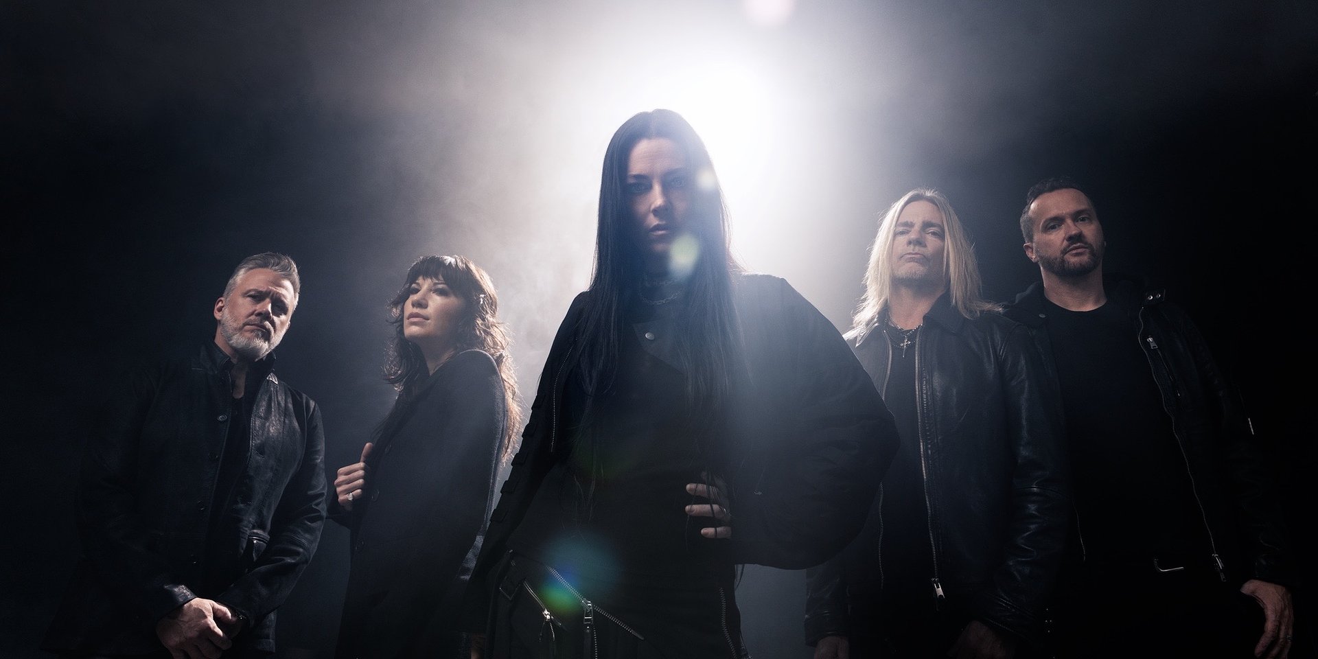 EVANESCENCE VYDÁVAJÍ NOVÝ SINGLE „WHO WILL YOU FOLLOW“ A OZNAMUJÍ NOVÉ ALBUM SANCTUARY, KTERÉ VYJDE 5. ČERVNA