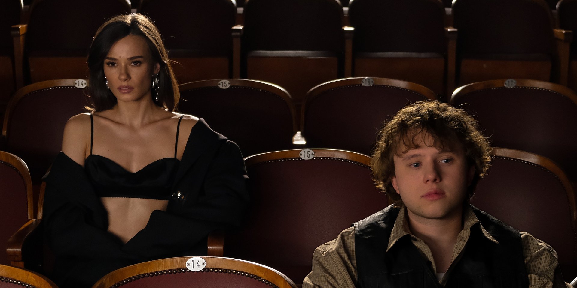 Kajetan Wolas odsłania kolejny rozdział nadchodzącego albumu. Trzeci singiel, zatytułowany „za późno”, to wyjątkowa współpraca z Natalią Szroeder.