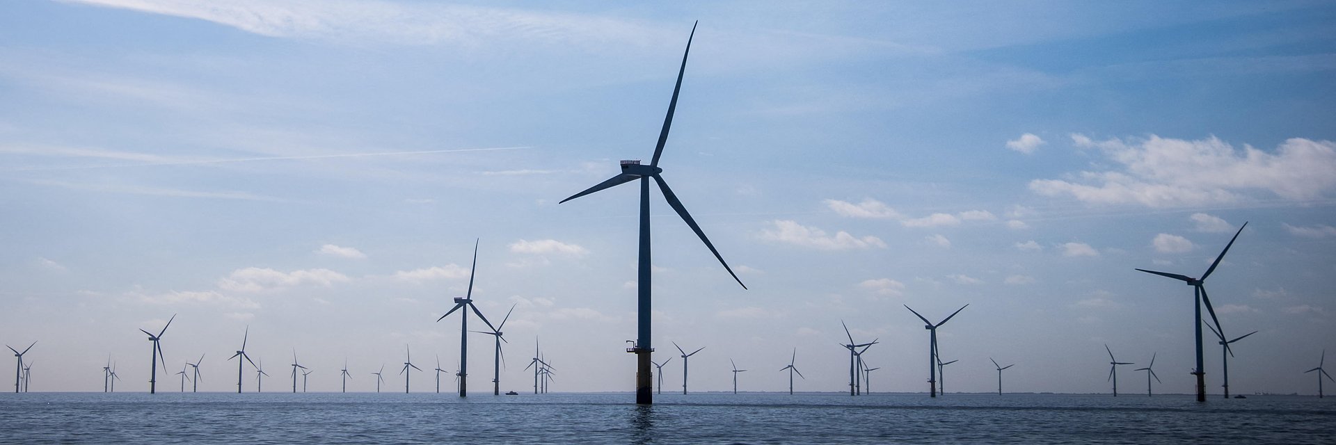 Morskie farmy wiatrowe mają już moc 85 GW