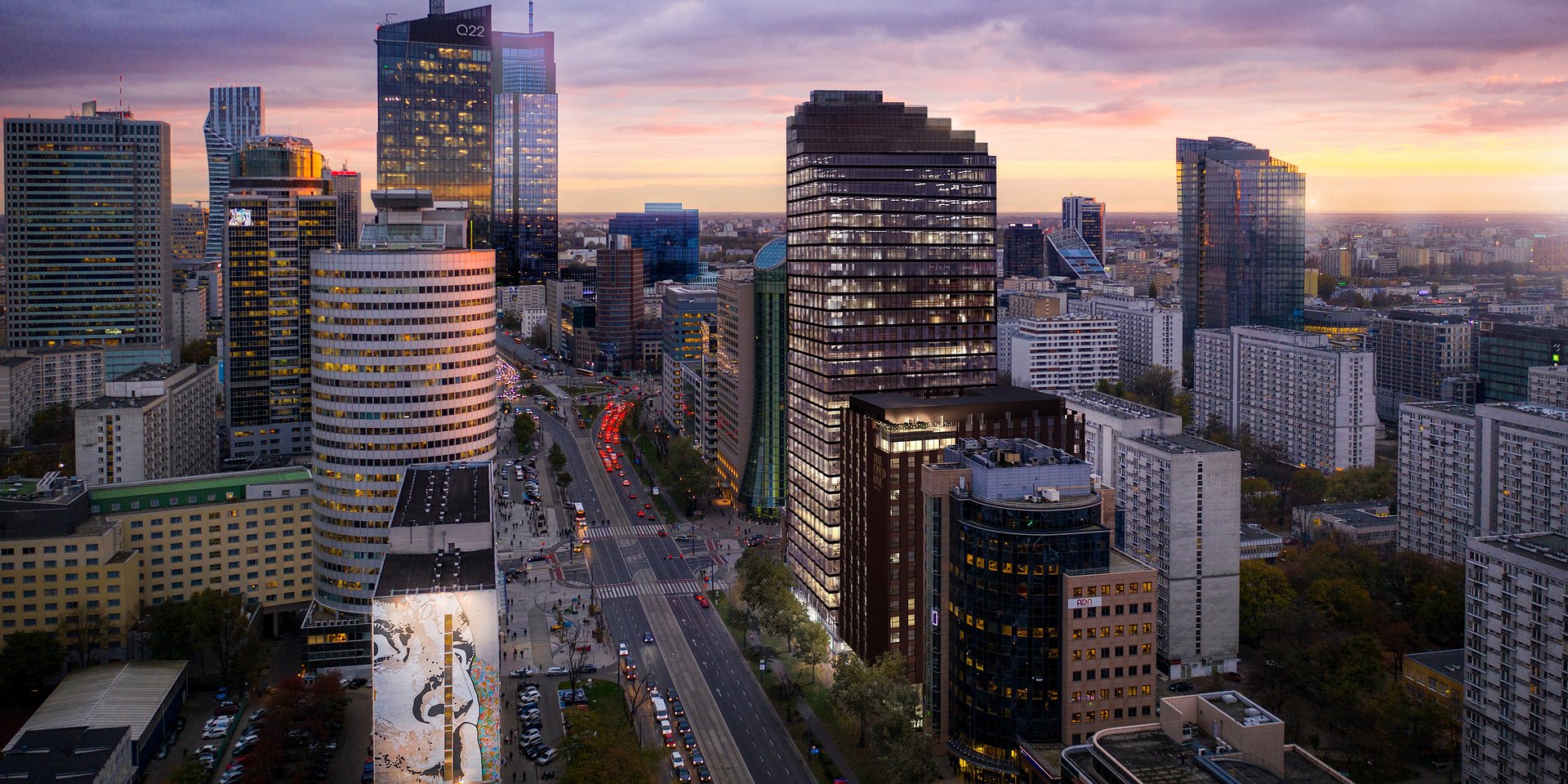 Wiecha na Upper One. Inwestycja wchodzi w kolejną fazę [zdjęcia]