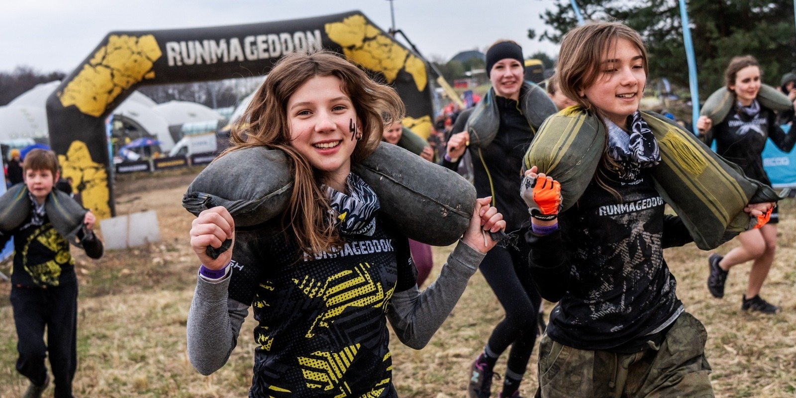Największy cykl biegów przeszkodowych z debiutem w Alvernia Planet. Relacja z Runmageddonu w Małopolsce