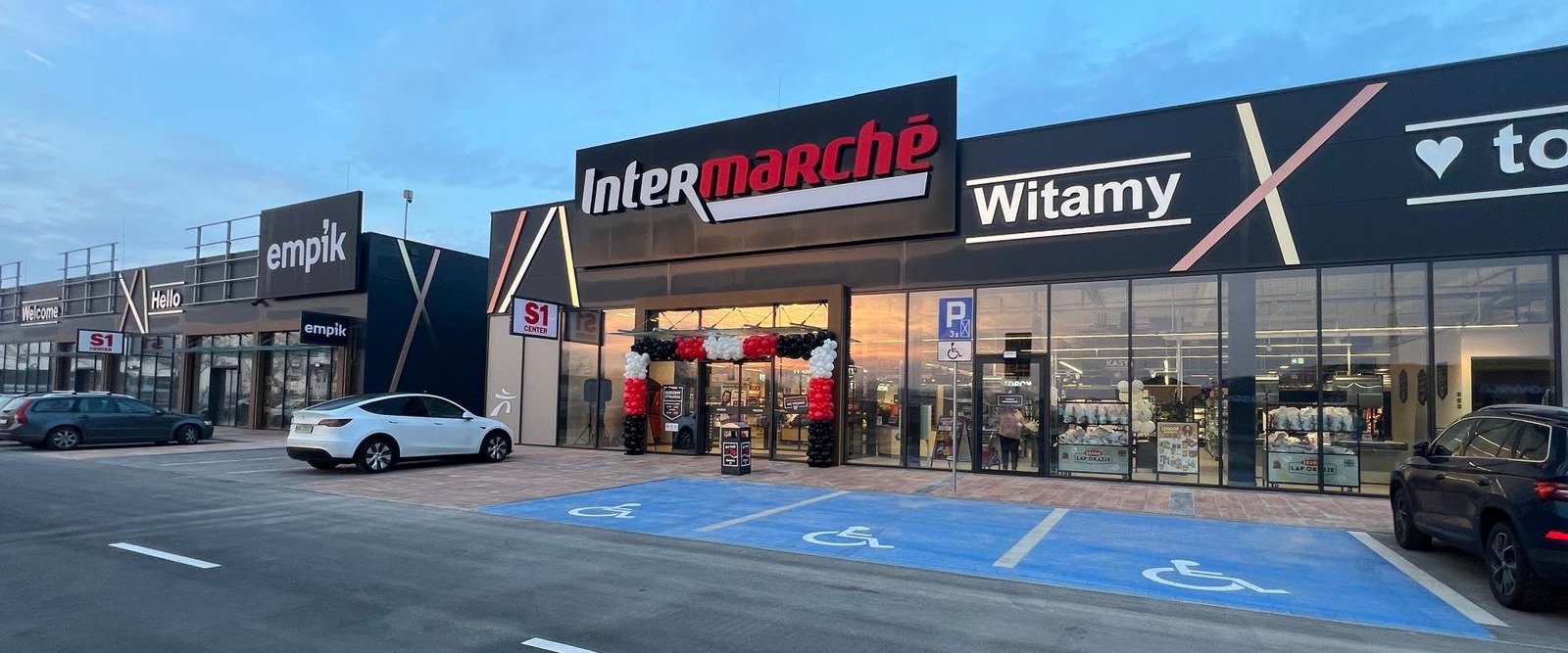 Intermarché otwiera sklep w Strzegomiu. Weronika Woźniakowska-Pałac i Maciej Pałac rozwijają działalność na Dolnym Śląsku