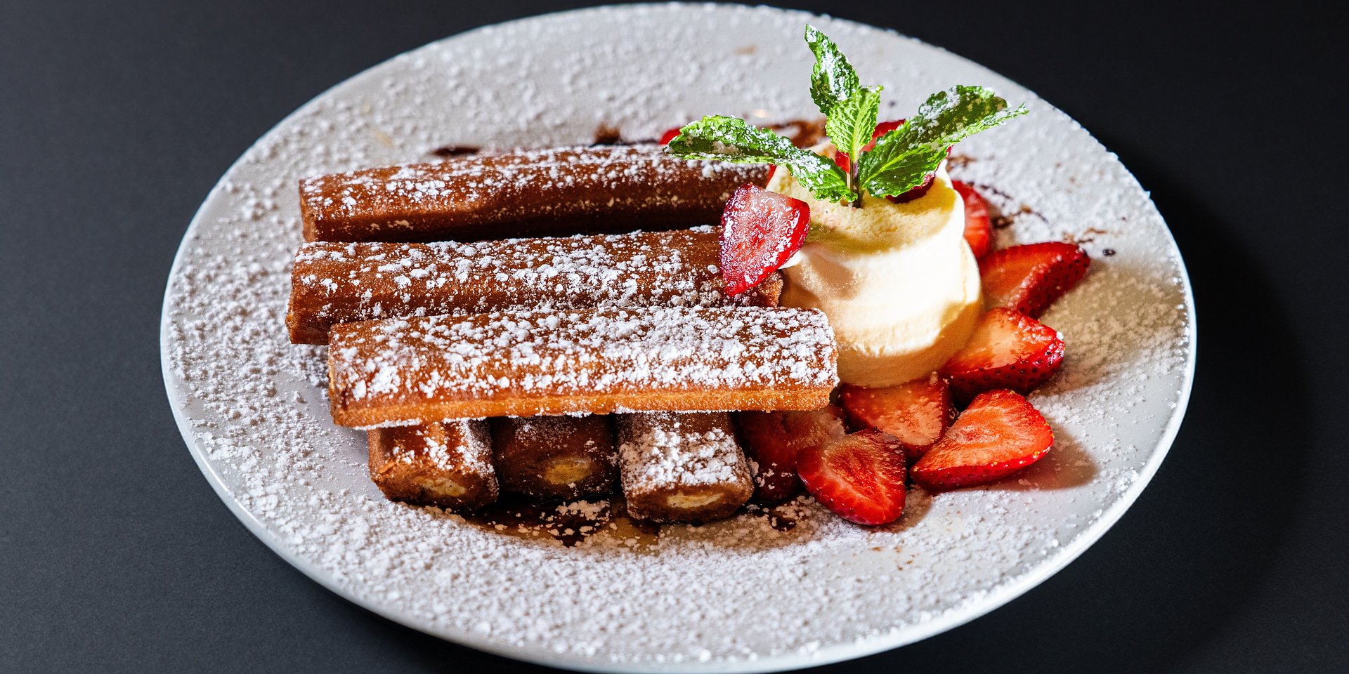 Cantina Lime Celebrates Mother’s Day with Curated Menu, Complimentary Roses and One-Day-Only Specials